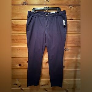 Old Navy Women's Navy Skinny Stretch Pants Size 14 NWT